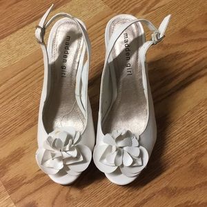 White Heels with flower